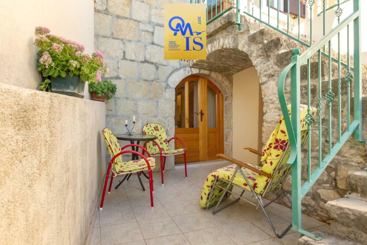 Apartment Old Stone House Lokva Rogoznica Exterior foto